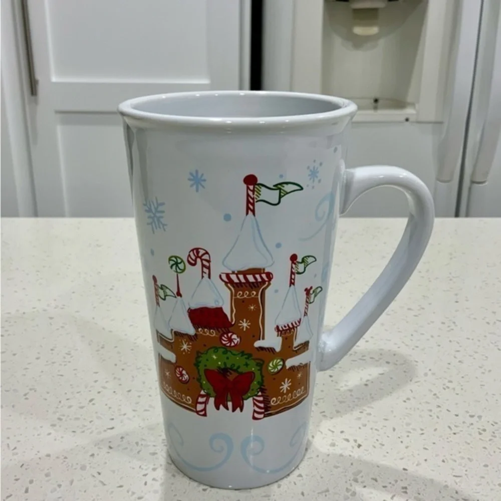 Starbucks Holiday Mug 14 Oz Like New.